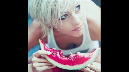 Katy Perry - Hot And Cold