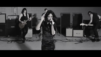 Fefe Dobson - In Better Hands ( Официално видео )