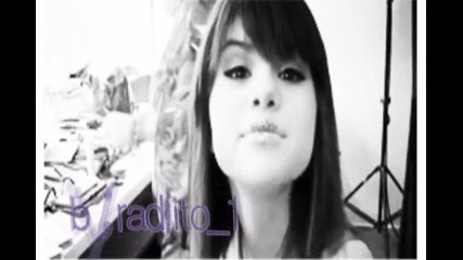 selena za Monii