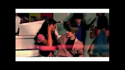 Sean Kingston feat. Justin Bieber - Eenie Meenie 