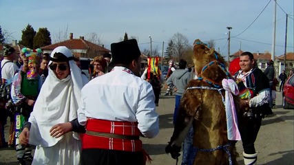 Камено кукери 2012 камилата и мечо