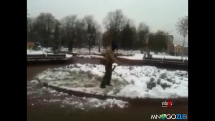 Чисти сняг с косачка