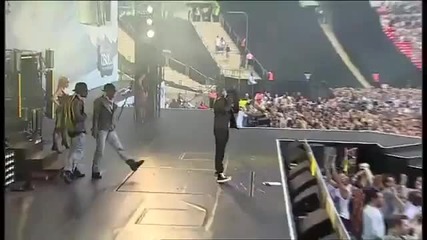 Usher Omg Live at Summertime Ball ft will.i.am and Justin Bieber 