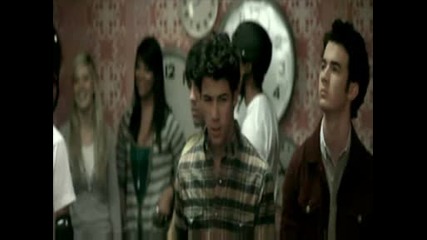 Jonas Brothers - Paranoid