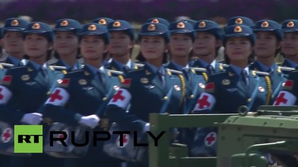 Китай демонстрира военна мощ в безпрецедентен мащаб