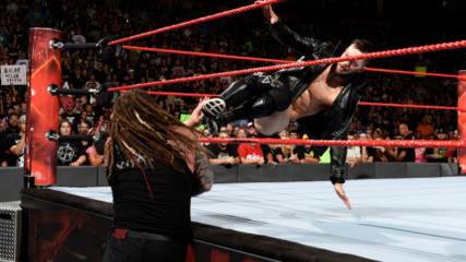 Finn Bálor seeks retribution on Bray Wyatt: Raw, July 31, 2017