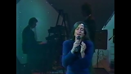 Daniela Romo - A Veces (vivo 1989)