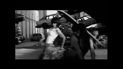 Rihanna - Umbrella [по - бавна black & white версия]