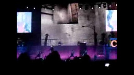 Chris Brown - Wall To Wall In O2 Arena