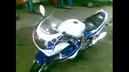 Suzuki Gsx - R 16042009(001).mp4