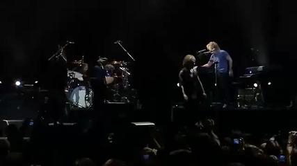 Bon Jovi and Rihanna - Livin' on a prayer