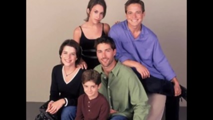 Култовият и вечен сериал Маса за Петима (1994...2000)