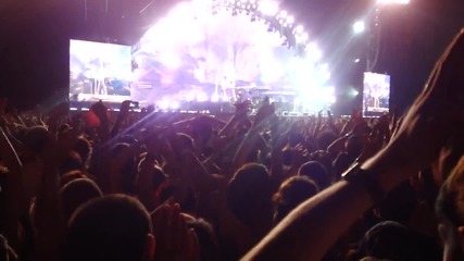 Bon Jovi Live in Bucharest - Twist And Shout 10 July 2011 Piata Constitutiei