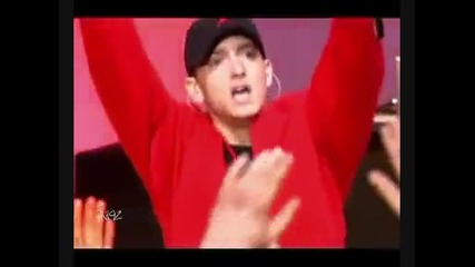 Eminem - We Made You ( Live ) 