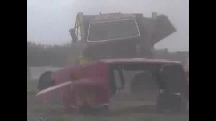 Краш тест с камион