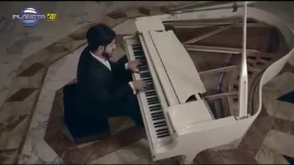 Фики - " Зайди, Зайди " и " Яно Мори "