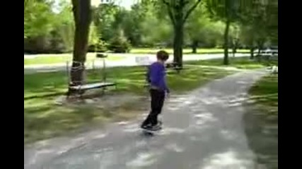 Justin Bieber Skateboarding