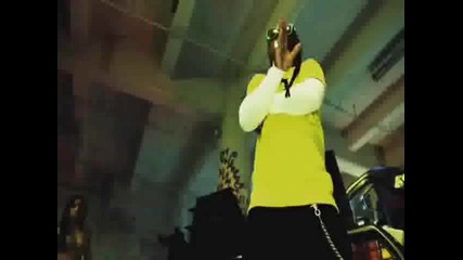 Music 2o11 - Chris Brown ft. Busta Rhymes & Lil Wayne - Look At Me Now