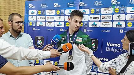 Димитър Добрев от България U17 за наградата "Либеро №1"