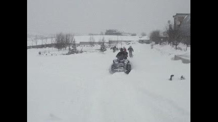 g3rj1k0v and Hondas v bitka sys snega - Atv power 