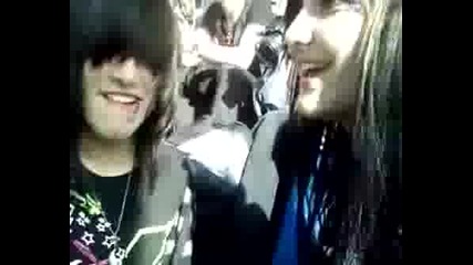 Emo Kissing 2