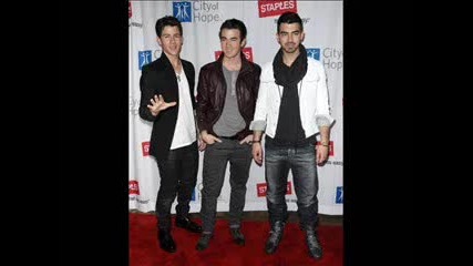 Jonas Brothers - Dance Until Tomorrow