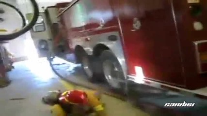 Маркуча на пожарникаря