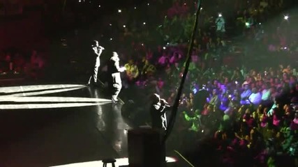 Boyz To Men - Song For Mama (valentines Concert 2009) 