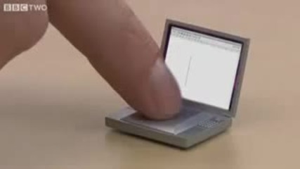 Най - малкият компютър на земята (пародия) 
