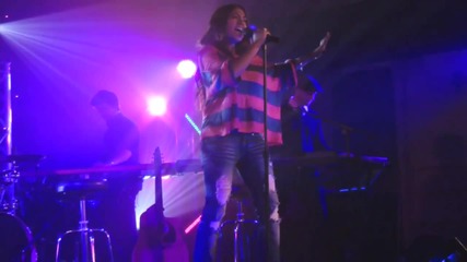 Jessica Mauboy - Maze ( Live Session ) 