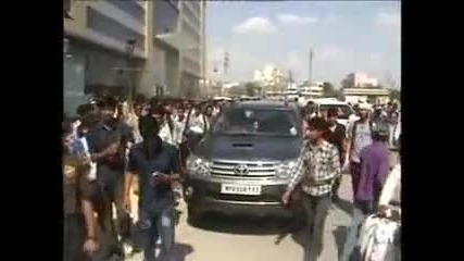shahrukh_khan_in_indore_.wmv_[ww