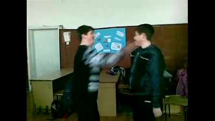 Тва го правим през междучасието в училище 