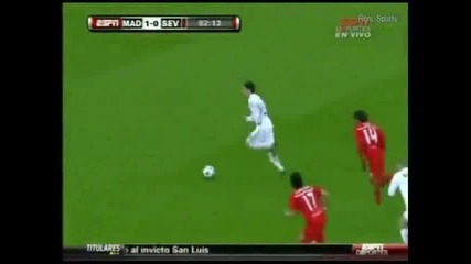 02.02.2011 Реал Мадрид 1 - 0 Севиля гол на Месит Йозил 