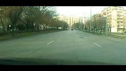 Смолянска Jetta в насрещното по бул. Освобождение, Пловдив