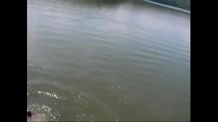 Размазващ скок във вода