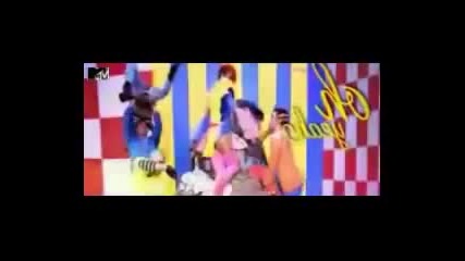 Rihanna ft David guetta - Whos that chick 