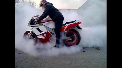 Yamaha fzr 1000