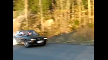 Ей на това му се вика да вземеш завоя с стил