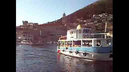 Пристанището на стария Дубровник.
