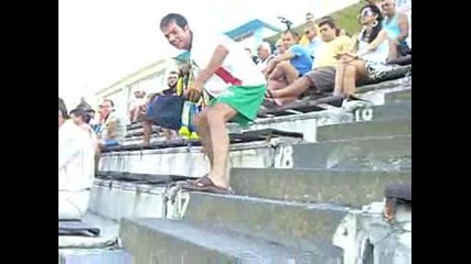Откраднаха сака на Ачо семката