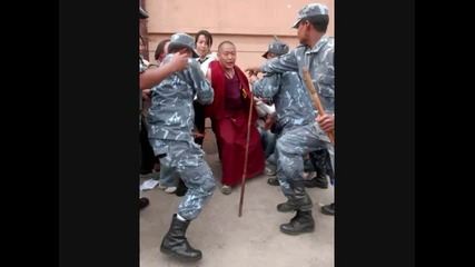 Mantra for Tibet - Buddhist Monk Chant 1 