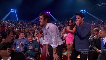 Harry Styles twerking