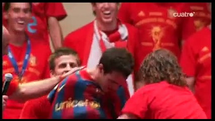 Фабрегас облече фланелката на Барселона 