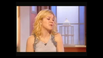 Kelly Clarkson Interview Today With Des & Mel December 2005 