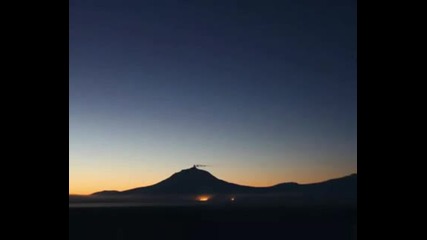 Времето на Антарктика минава година на лед