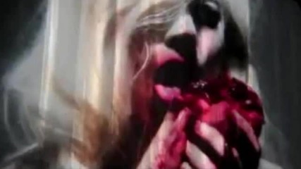 Олеле, тя изяде сърцето на момичето! Lady Gaga - Monster Ball 2.0 Dvd - Exorcist Interlude 