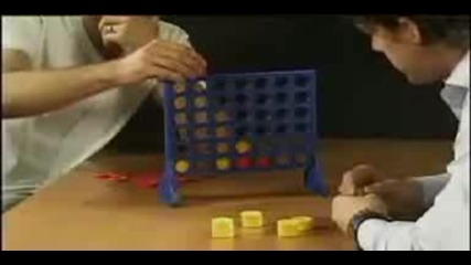 Owen Hargreaves vs. Ryan Giggs - playing Connect Four