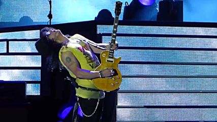 Guns N Roses - Angie & Dont Cry ( Metlife Stadium East Rutherford N J 07242016)