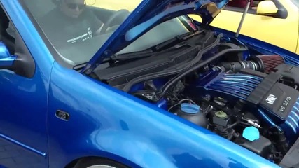 Golf R36 vs Golf R32 - engine sound