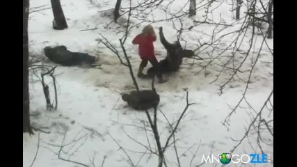 Тази мацка не се шегува